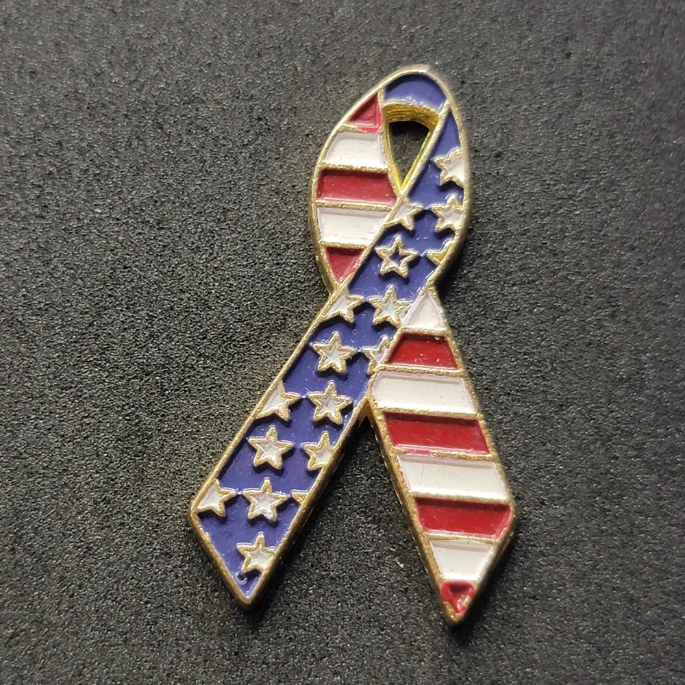 Vintage Stars and Stripes USA Flag Ribbon Traditional Gold Lapel Hat Pin